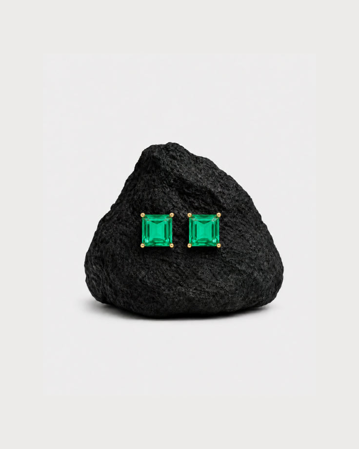 Brincos Femininos Tsavo Banhados a Ouro 24k com Zircônia Verde