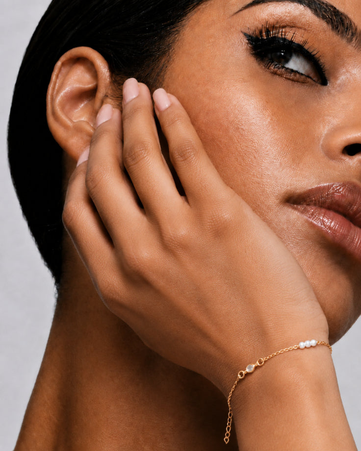 Pulseira Feminina Banhada em Ouro 24k - Roscida com Pérolas e Zircônia
