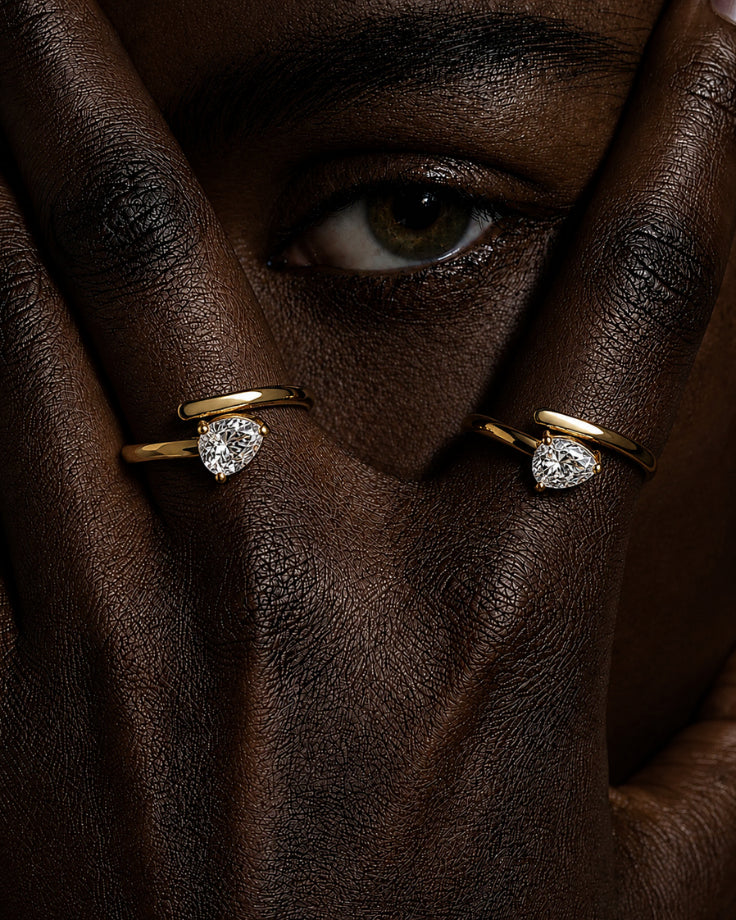 Anel Feminino Orbitis Aureum Banhado a Ouro 24k com Zircônia