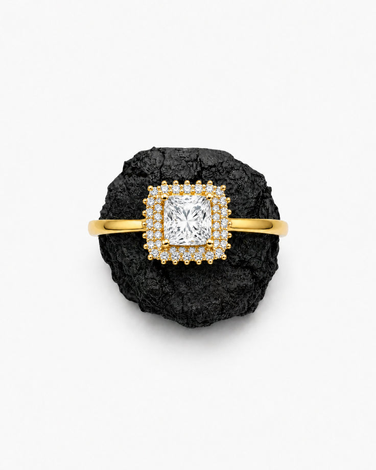 Anel Feminino Coroa Alba — Halo Quadrado em Ouro 24k 